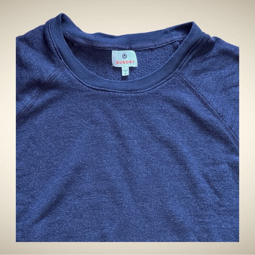 Sundry Neon Rainbow Cuff Raglan
Sweatshirt Size 3 Made in USA - Picture 2 of 5